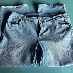 Old Navy High-Rise Wow Flare Jeans